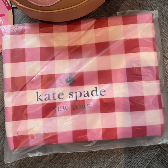 BNWT BUNDLE! Kate Spade Donut Crossbody, Card Holder, AirPod Case & Gingham Tote - Picture 10 of 15